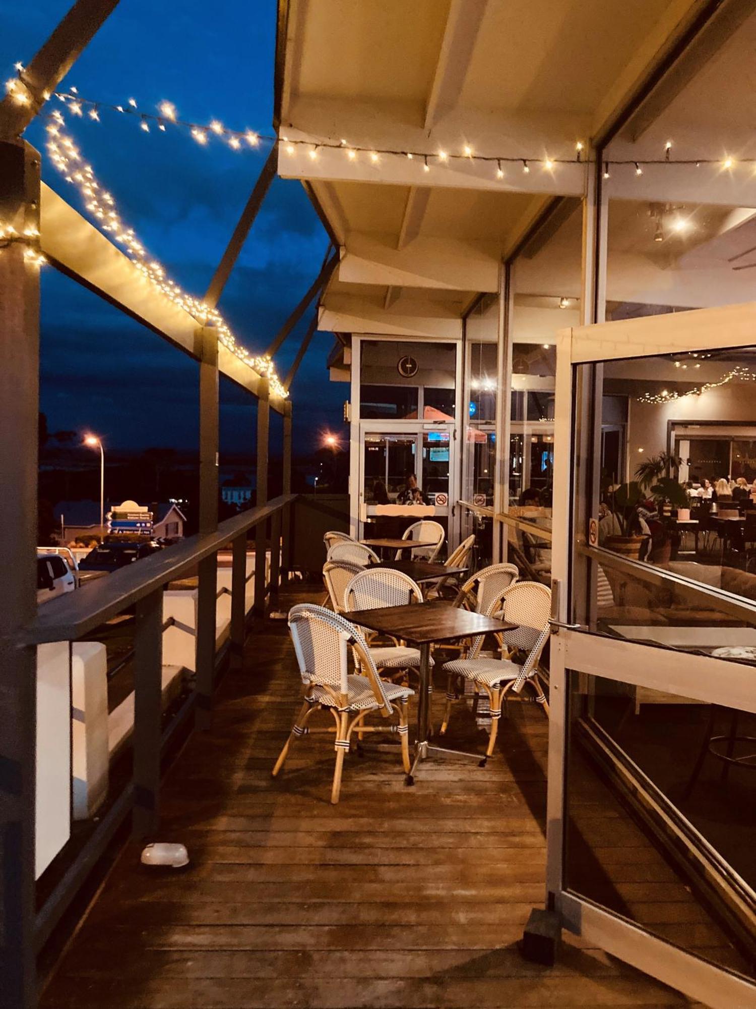 Bridport Bay Inn Dış mekan fotoğraf